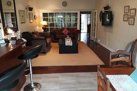 9 Bedroom Property for Sale in Walmer Eastern Cape